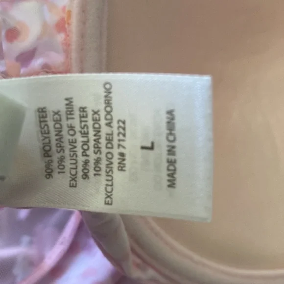 Jessica Simpson nightie 90% polyester and 10% spandex size large